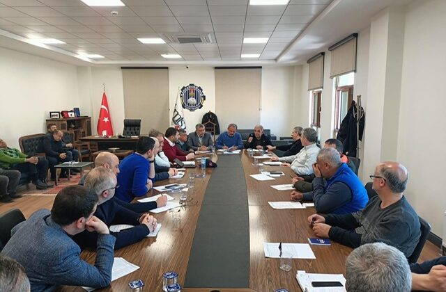 GÜVENÇ;”SANAYİ SEKTÖRÜ İLE İLGİLİ İSTİŞARELERDE BULUNDUK”