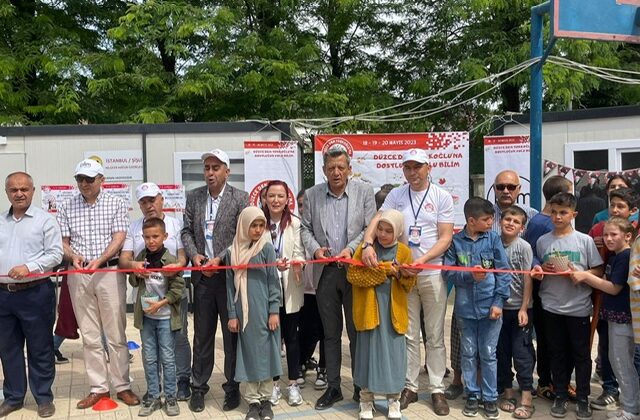 BAŞKAN OKUMUŞ;”KERDEŞ ŞEHRİMİZ DÜZCE, AFETİN İLK GÜNÜNDEN BU YANA BİZİ HİÇ YANLIZ BIRAKMIYOR”