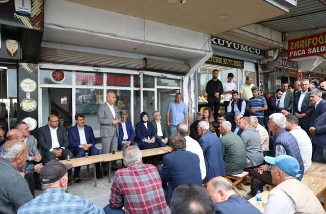 BAŞKAN MAHÇIÇEK;”VATANDAŞLARIMIZ İLE BİR ARAYA GELMEYE DEVAM EDİYORUZ”