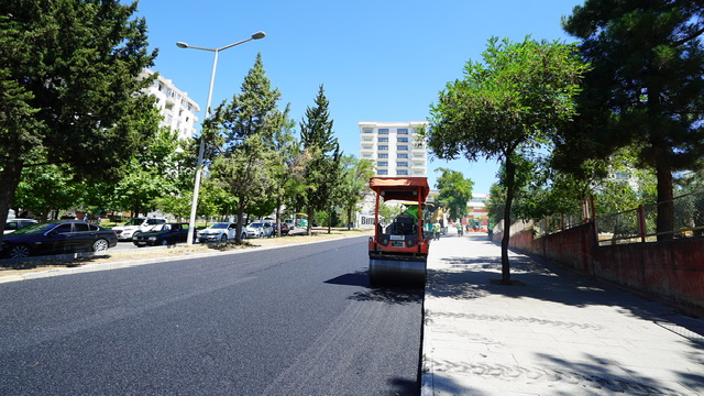 Büyükşehir, Caddeleri Bir Bir Yeniliyor