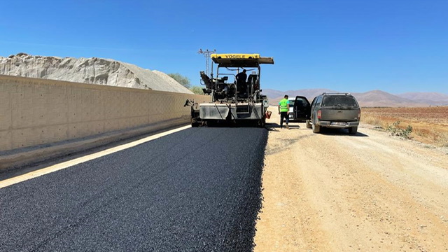 Büyükşehir, Kırsal Mahallelerin de Ulaşımını İyileştiriyor