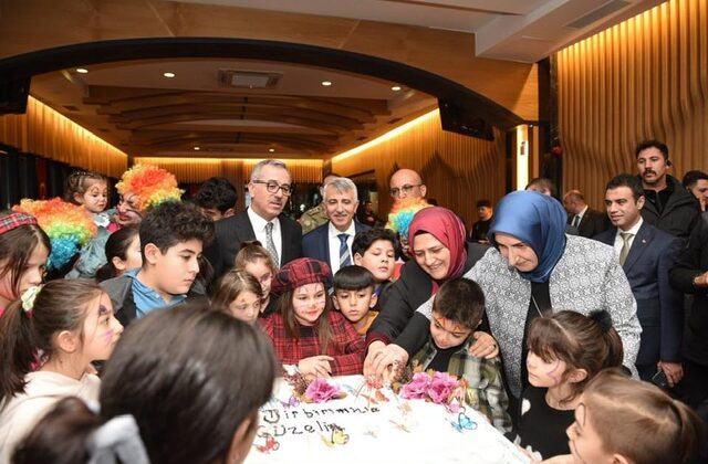 Vali Mükerrem Ünlüer ve Eşi Dr. Selma Ünlüer, Şehit Çocuklarına Vefa Programına Katıldı