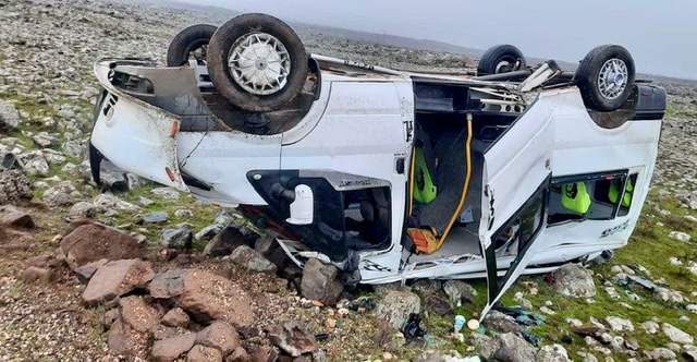 Kahramanmaraş’ta öğrenci servisi takla attı: 14 yaralı