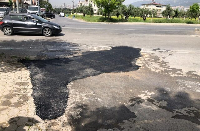 DULKADİROĞLU’NDA YOL BAKIM ÇALIŞMALARI DEVAM EDİYOR 