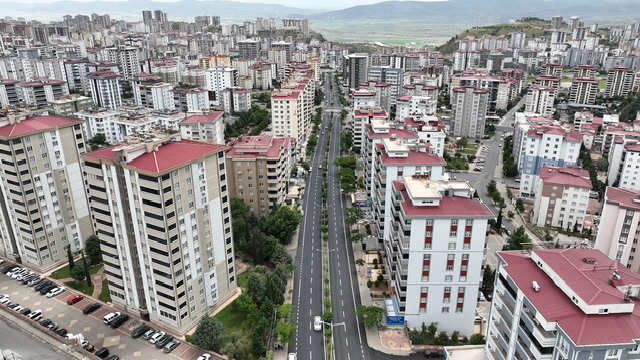 Barbaros Caddesi Yenilenen Yüzüyle Hizmete Sunuldu