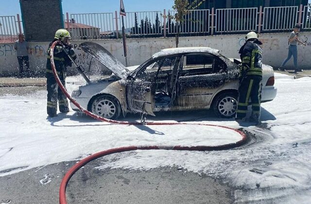 Kahramanmaraş’ta otomobil alev topuna döndü