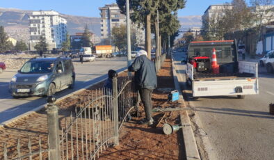 Büyükşehir, Fırtınanın Yol Açtığı Hasarları Bir Bir Gideriyor