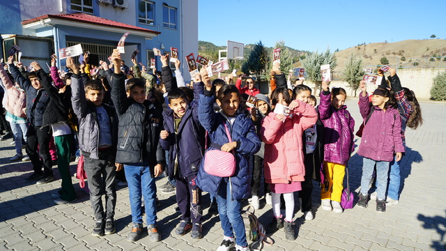 Büyükşehir, Kırsal Mahalleler ile Fuar Arasına Köprü Kurdu