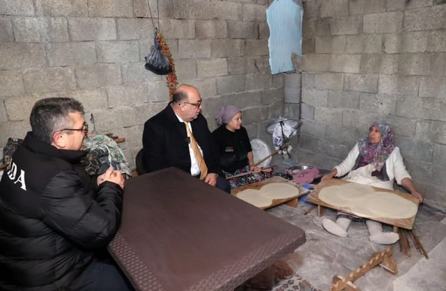 Dulkadiroğlu Belediye Başkanı Mehmet Akpınar, Bağlarbaşı Mahallesi’nde Vatandaşlarla Buluştu