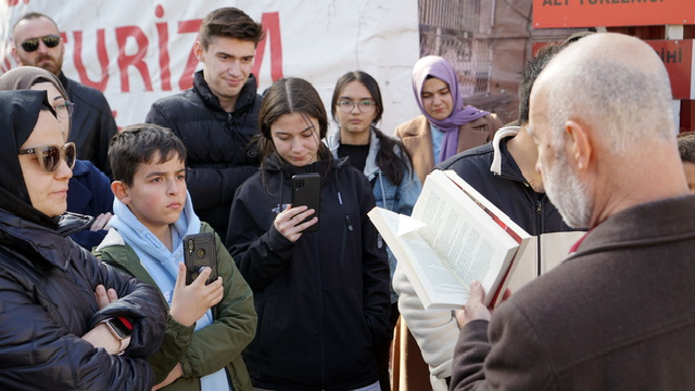 Gençler Geçmişin İzinde