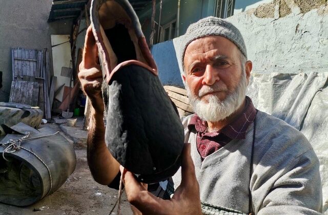 Kahramanmaraş’ta Yarım Asırlık Yemeni Ustası Teknolojiye Direniyor